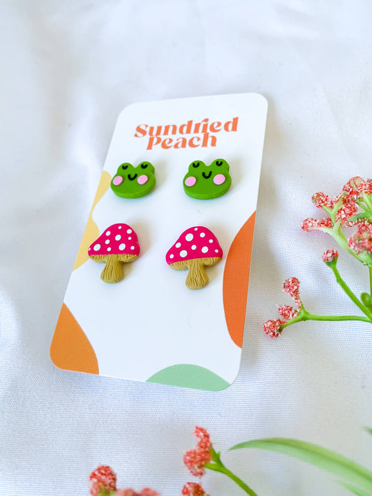 Frog & Mushroom Stud Pack