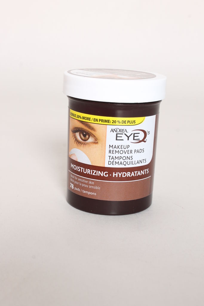 EYE Q MAKEUP REMOVER PADS
