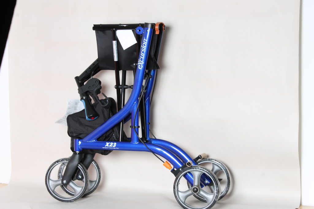 AIRGO ROLLATOR WALKER
