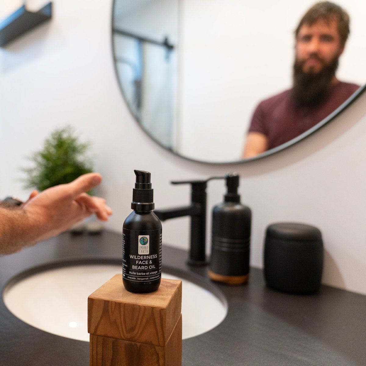 WILDERNESS FACE & BEARD OIL